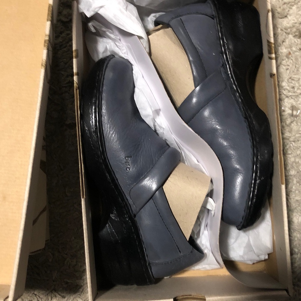 b.o.c. Gray and Black Wedges